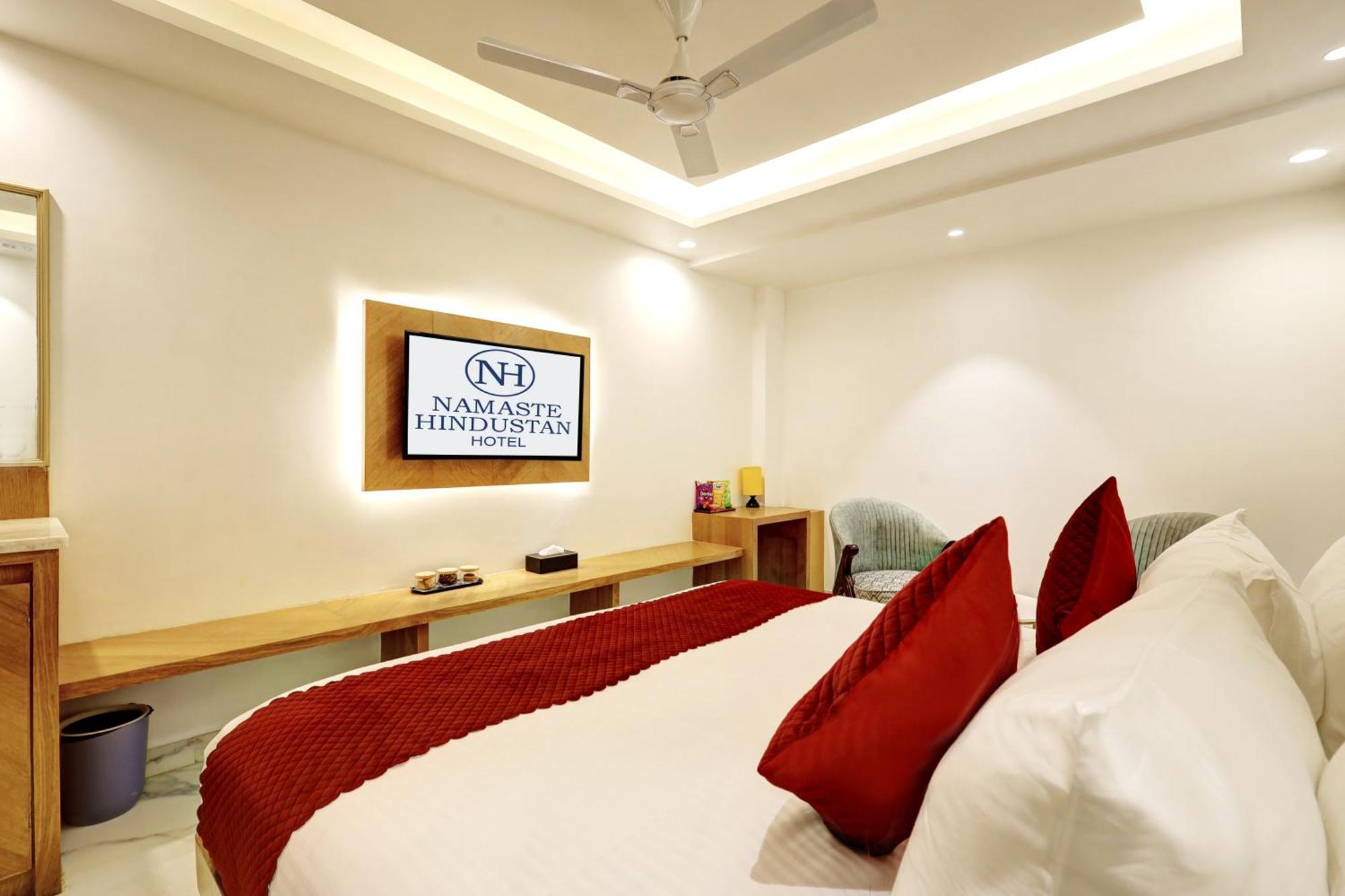 Namaste Hindustan Just A Minute Away From Railway Station And Connaught Place