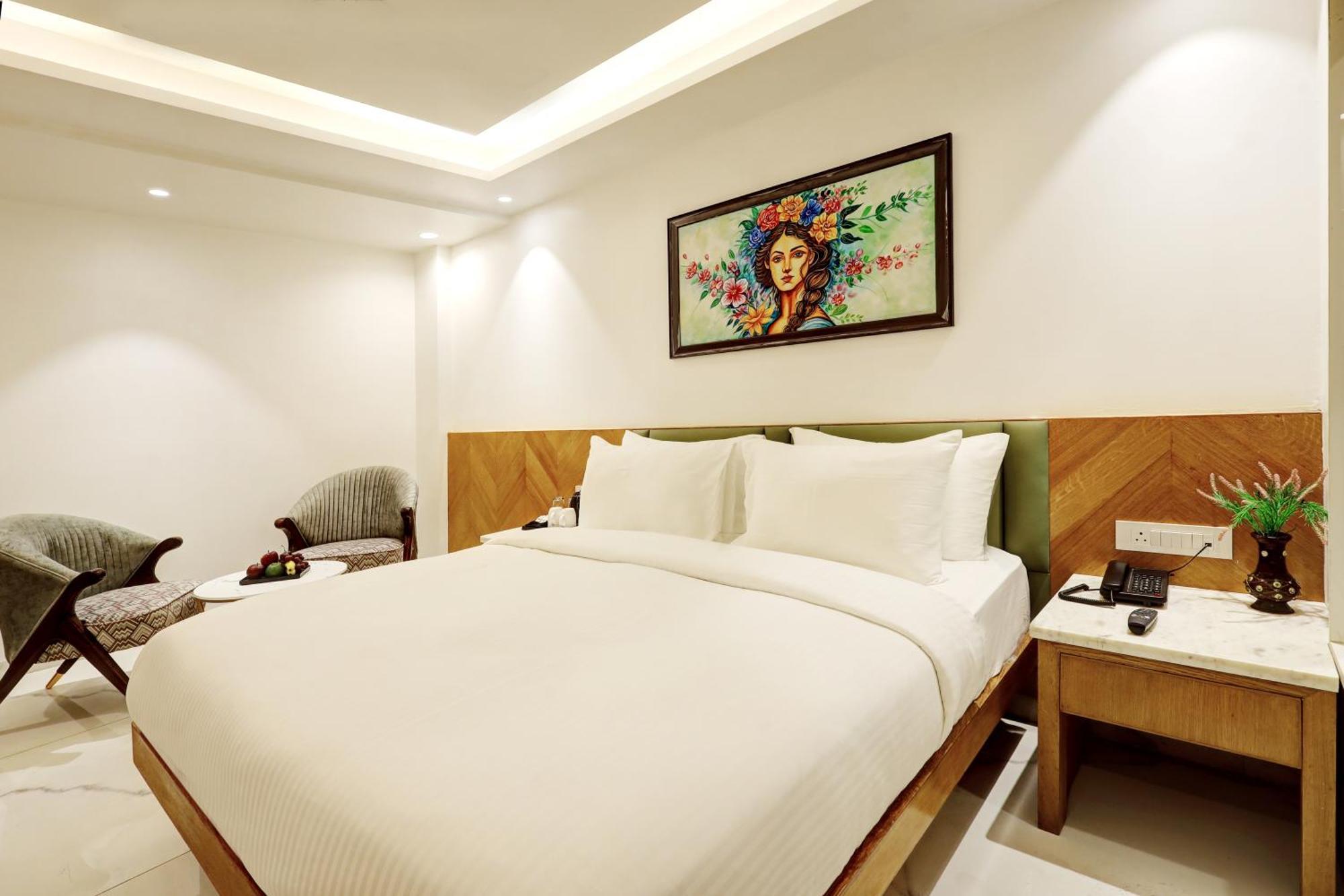 Hotel Namaste Hindustan Just A Minute Away From Railway Station And Connaught Place New Delhi